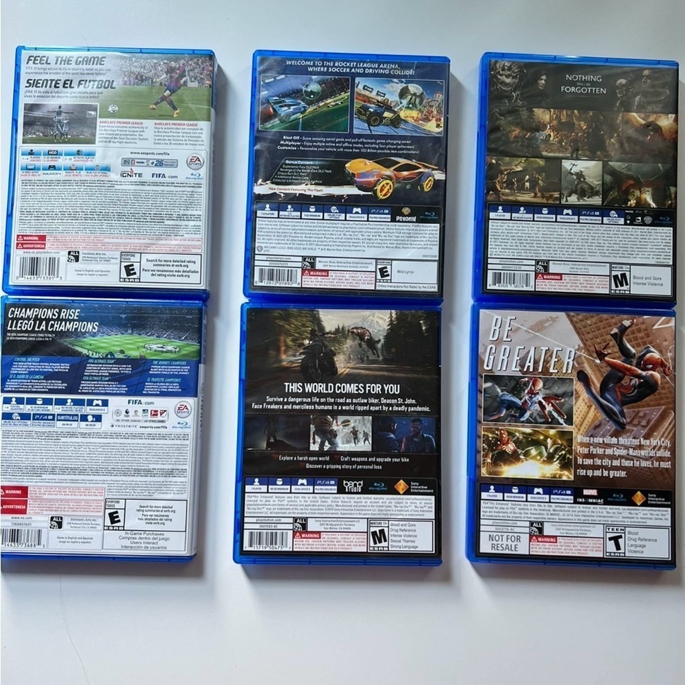 - PS4 game bundle - Picture 2 of 2